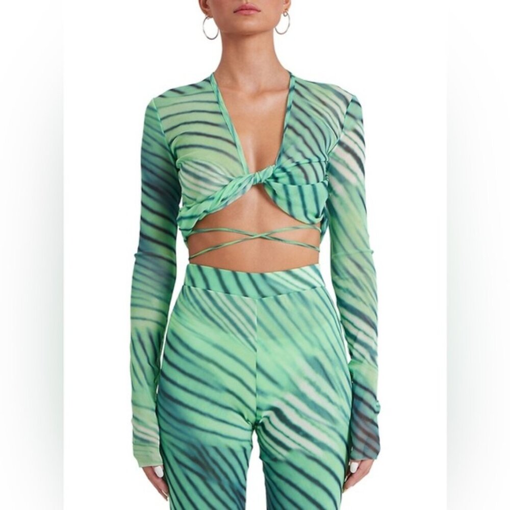 ❌❌SOLD❌❌THE ANDAMANE Judy Print Tulle Stretch Wrap Top